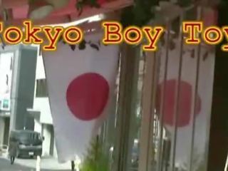 טוקיו צעצוע נער. טבח מאונן סצנה.