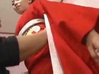 जपानीस बेब में लाल kimono prt1...bmw