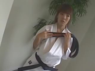 ひとみ 田中. healer クラス karate.